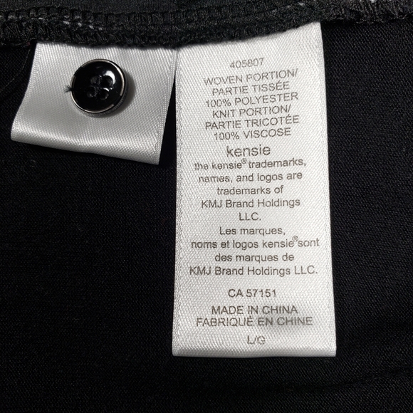 Kensie Black Collared with White Pattern Blouse - Picture 5 of 7